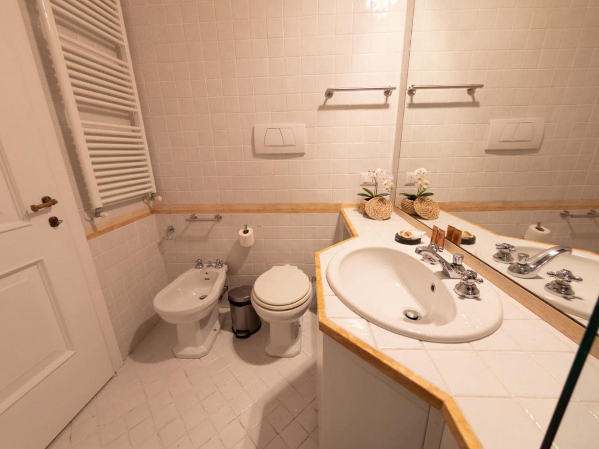 The Best Rent - Apartment Near Fontana Di Trevi Roma Dış mekan fotoğraf